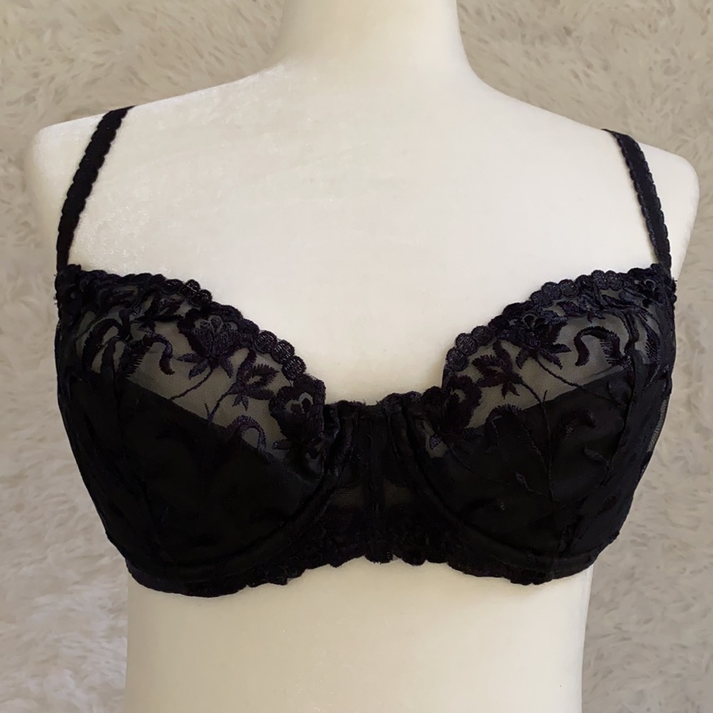 Victoria’s Secret vintage seductive black lace bra - Picture 7 of 7